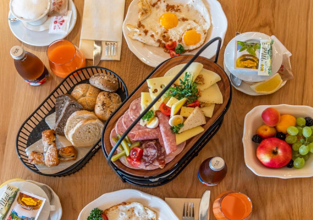 Guesthouse & Camping Danica Bohinj Eksteriør bilde